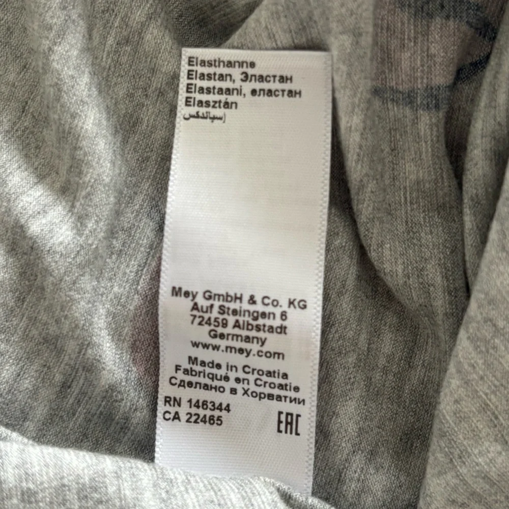 Mey Germany Lip Print Nightgown XL / EU 44 Grey Long Sleeve NWT - Picture 10 of 10